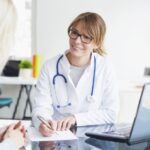 comptable médecin Louvain-la-Neuve